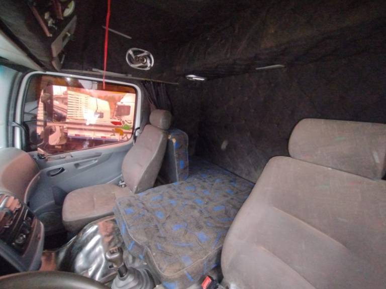 MERCEDES-BENZ - ATEGO 2425 - 2009/2009 - Branca - R$ 268.000,00