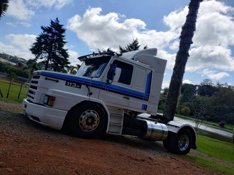 SCANIA - T-113 - 1993/2013 - Branca - R$ 150.000,00