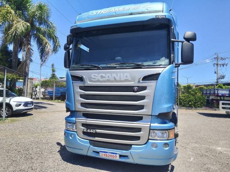 SCANIA - R-440 - 2017/2018 - Azul - R$ 570.000,00