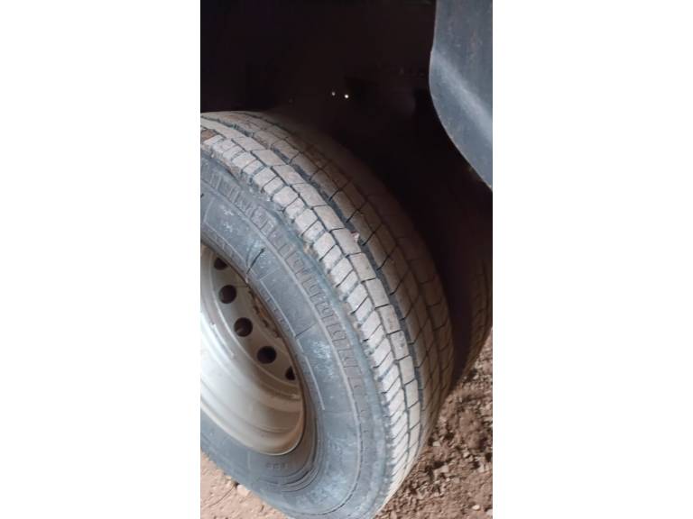IVECO - DAILY - 2020/2021 - Prata - R$ 165.000,00