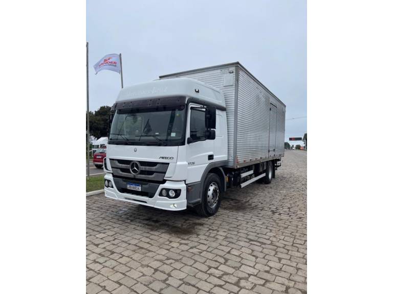 MERCEDES-BENZ - ATEGO 1726 - 2021/2022 - Branca - R$ 398.000,00