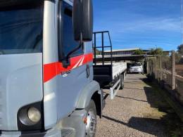 VOLKSWAGEN - 13-180 - 2010/2010 - Prata - R$ 188.000,00