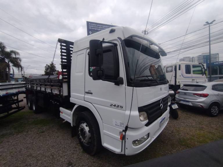 MERCEDES-BENZ - ATEGO 2425 - 2009/2009 - Branca - R$ 268.000,00