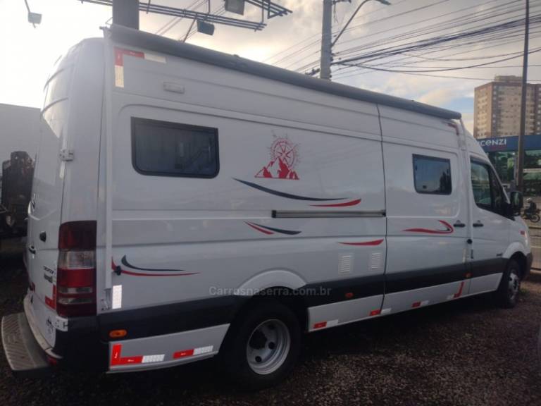 MERCEDES-BENZ - SPRINTER - 2016/2017 - Branca - R$ 330.000,00