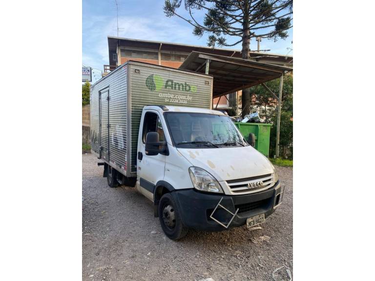 IVECO - DAILY - 2008/2008 - Branca - R$ 75.000,00