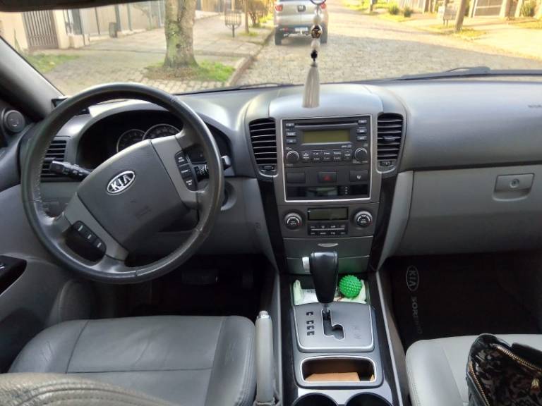 KIA MOTORS - SORENTO - 2009/2009 - Prata - R$ 52.900,00