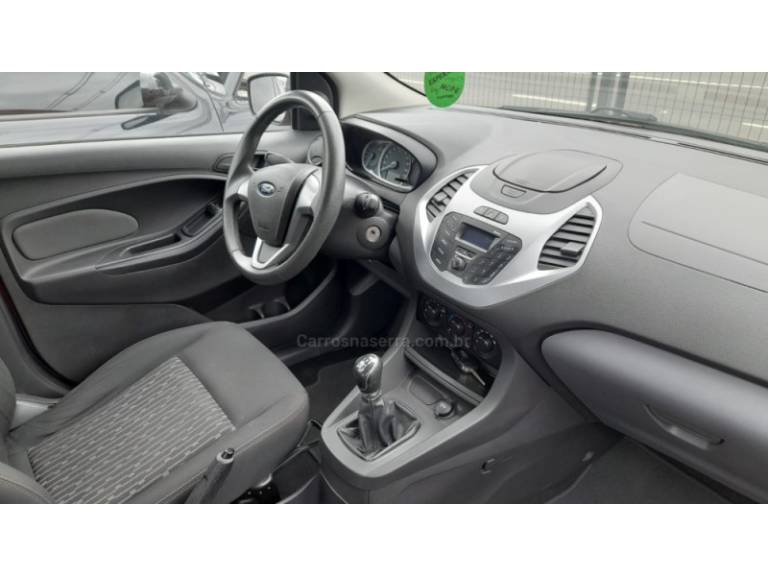 FORD - KA - 2015/2015 - Vermelha - R$ 44.000,00