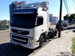 VOLVO - FM - 2012/2012 - Branca - R$ 220.000,00