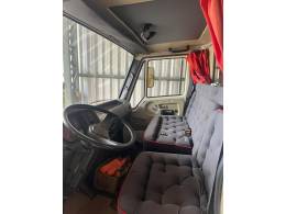 AGRALE - 7500 - 1995/1995 - Branca - R$ 89.000,00