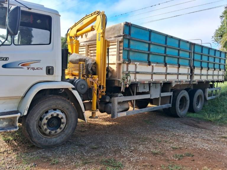 MERCEDES-BENZ - 1720 - 2003/2003 - Branca - R$ 250.000,00
