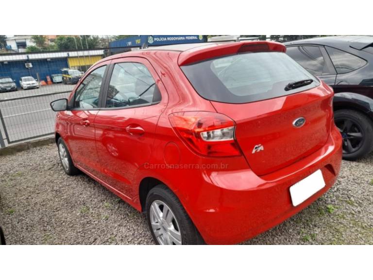 FORD - KA - 2015/2015 - Vermelha - R$ 44.000,00